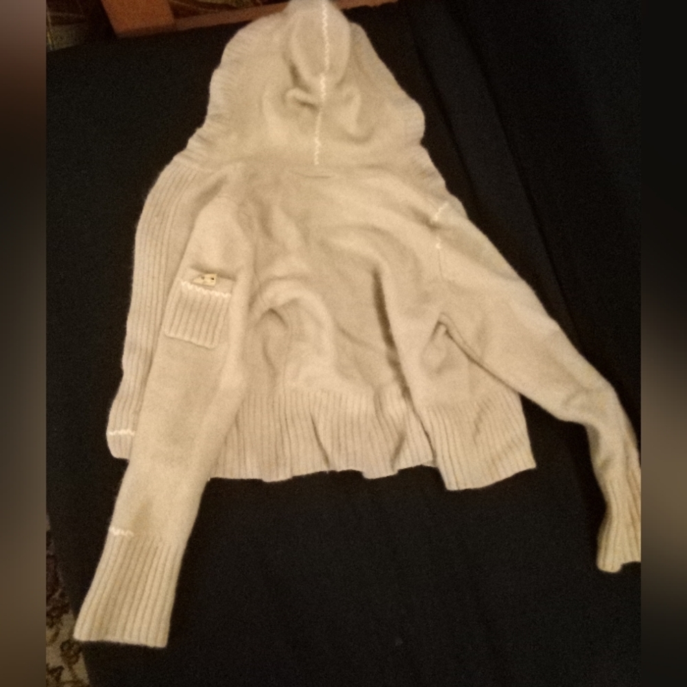 Kid medium lamb's wool and rabbit hair hoodie!